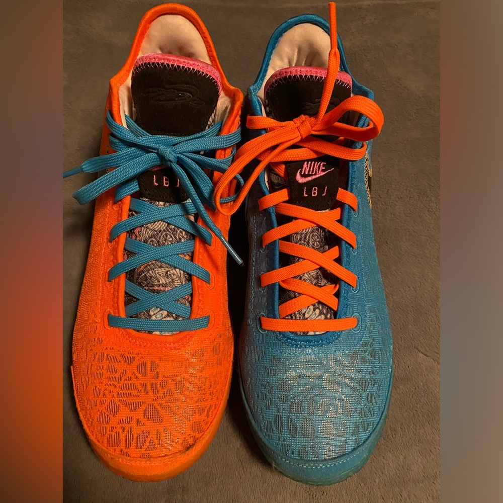 Men’s LBJ NXXT Nike shoes